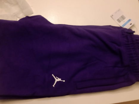 Nike Jordan joggingbroek paars maat M zowel heren als vrouwen; - 0