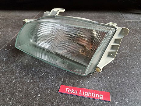 Toyota Carina E T19 Koplamp Magneti Marelli LPC122 712754058931 Links - 3