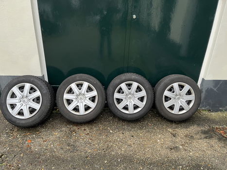 Winterbanden 195/65 R15 H met velg - 0