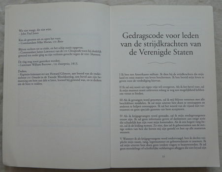 Boek, Aanval van de Seawolf, Michael Dimercurio, Karakter Uitgevers BV, 2001. - 6