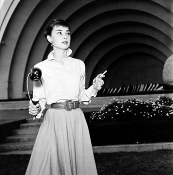 Audrey Hepburn in de Hollywood Bowl - 1954 - fotoprint - 0