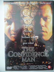 The confidence man (in plastic)