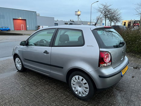 Volkswagen Polo 1.2 FUN 47KW 2006 Grijs,PDC,STOELVER WARMING - 3