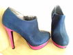 Nieuwe donkerblauwe lederlook plateaupumps met roze velourse afwerking mt. 36 - 0 - Thumbnail