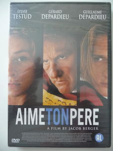 Aime ton pere (in plastic)