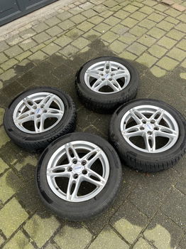 Winterbanden met velgen 15 inch - 0