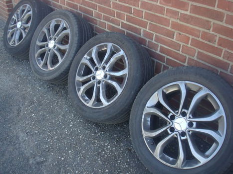 17’’Inch Originele Mercedes Avantgarde Velgen en banden Goodyear 5x112 - 1