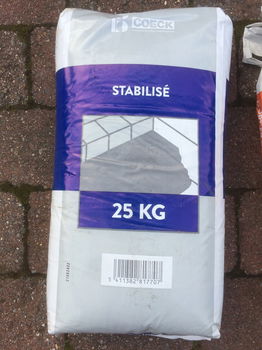 1 zak 25 kg stabilisé & 1 zak 25 kg metselspecie - 2