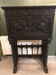 Antique Spanish Renaissance Bar Cabinet in Oak.