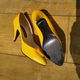 Gele pumps, vintage Roland Cartier - 2 - Thumbnail