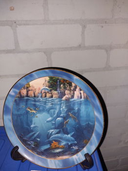 Where dolphins dance franklin mint bord op standaard - 0