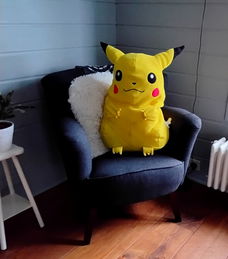 Grote knuffel - Pokémon - Pikachu - jaren 90 - 60 à 65 cm