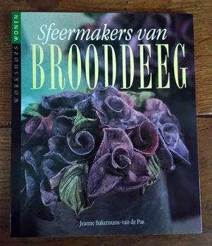 Boek: Sfeermakers van brooddeeg (workshops wonen) - 0