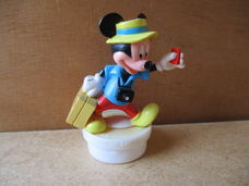 adv9745 mickey op dekseltje 5
