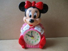 adv9784 minnie mouse klokje