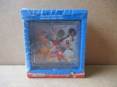 adv9785 mickey wekker 7 - 0
