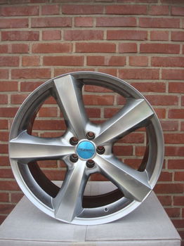 19 Inch Dezent Velgen Nieuwe Set Steek5x100 - 1