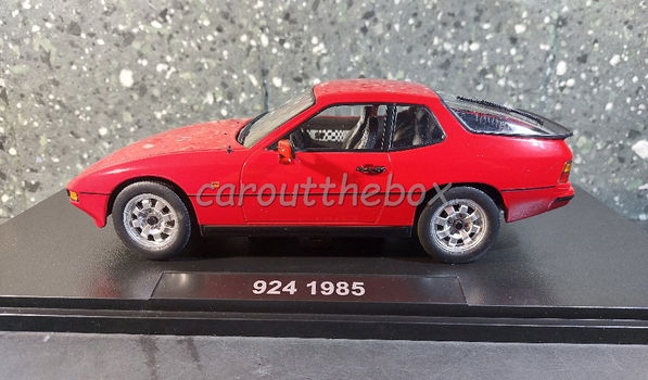 Porsche 924 1985 rood 1/18 KKscale kk043 - 0