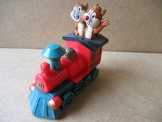 adv9807 knabbel en babbel in trein