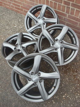 16’’Inch Advanti Racing Nepa Dark Antraciet Grijs 5x105 - 5