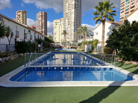 Uw eigen ruime Bungalow in BENIDORM met zeer veel extra - 2