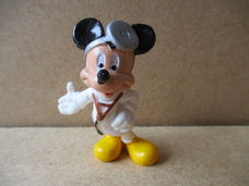 adv9840 mickey mouse poppetje 18