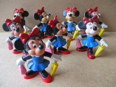adv9851 minnie mouse poppetje 1