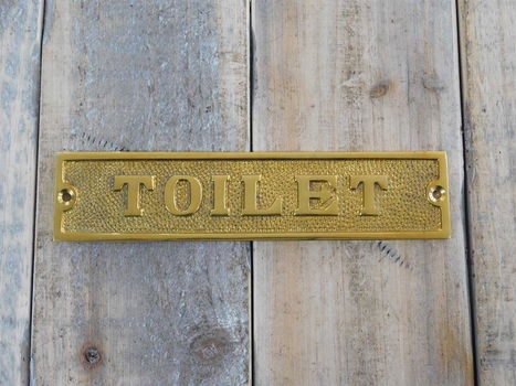 Bord met de tekst , TOILET messing, kado - 0