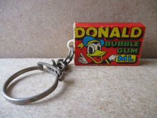 adv9915 donald duck kauwgom sleutelhanger