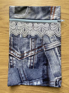 etui (make-up) van tafelzeil jeans denim spijkerbroek adv 2