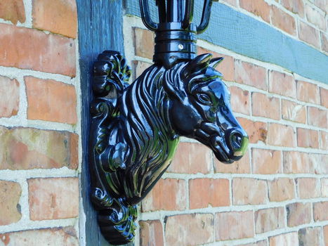 buitenlamp met paardenhoofd - 4