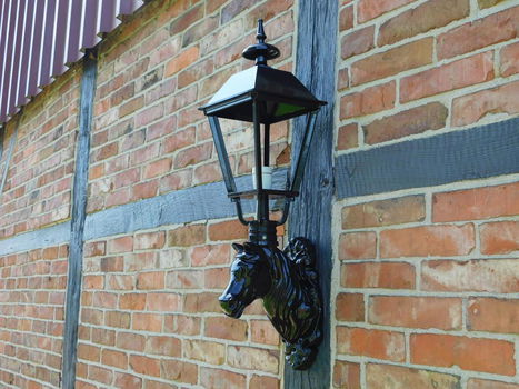 buitenlamp met paardenhoofd - 5