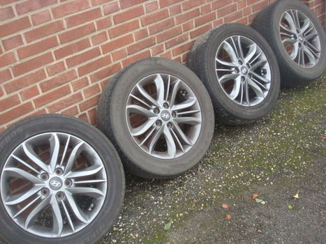 17’’inch Originele Hyundai Tucson velgen 5x114.3 - 2