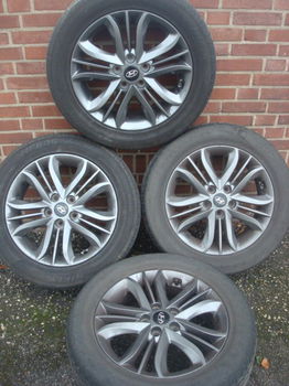 17’’inch Originele Hyundai Tucson velgen 5x114.3 - 4