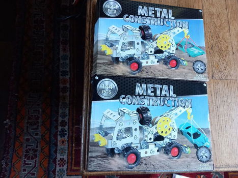 Metal construction, 144 delen - compleet, nieuw in doos - - - 0