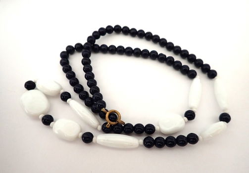 Oude ketting, glaskralen - 0