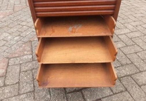 Antieke oude houten roldeurkast - 4