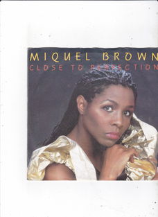 Single Miquel Brown - Close to perfection