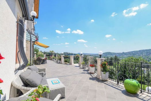 Boedapest, 2e district: Luxe villa met panoramisch uitzicht - 1