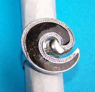 Brede zilveren en zwarte emaille ring, model A, verstelbaar - 0