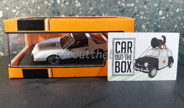 Pontiac Firebird 1982 wit 1:43 Ixo V1118 - 4