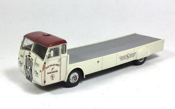 Schaalmodel van de Jensen JLC Commercial Leightweight Freighter (1955) - 2