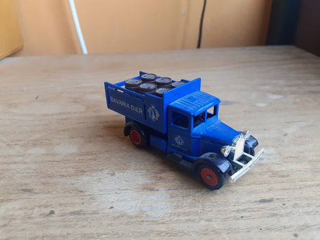 Lledo voertuig ford - 0