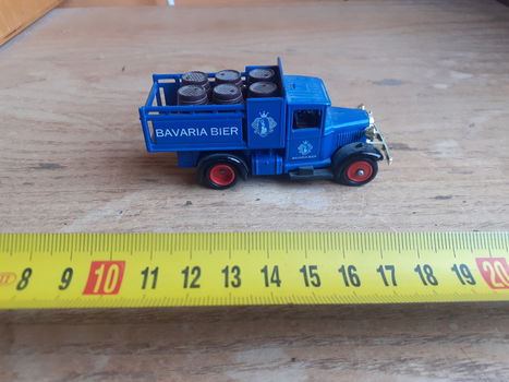 Lledo voertuig ford - 1