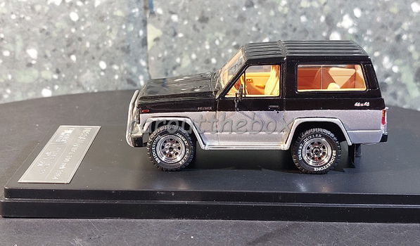 Nissan Patrol SWB160 1984 zwart/grijs 1:43 Otol models 01 - 0