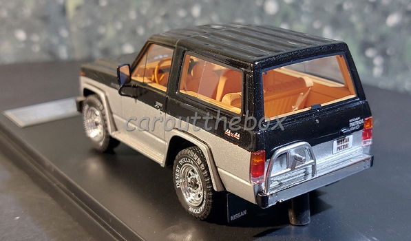 Nissan Patrol SWB160 1984 zwart/grijs 1:43 Otol models 01 - 2