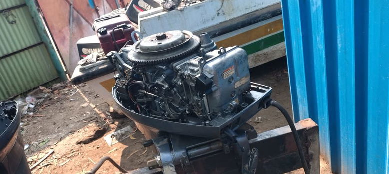 YAMAHA 55 HP Out Board Engine - 2