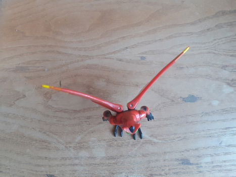 Ben 10 big chill figuur - 4