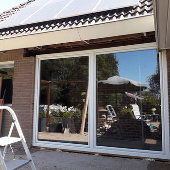 Voorraad 2 delige schuifpuien in wit kunststof 3000 x 2200 - 1
