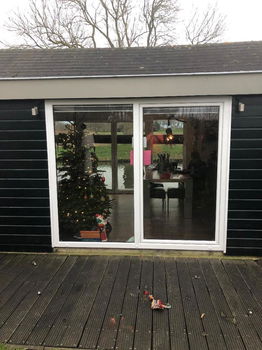 Op voorraad. 2 delige kantel schuifpuien in wit kunststof 2500 x 2150 - 4